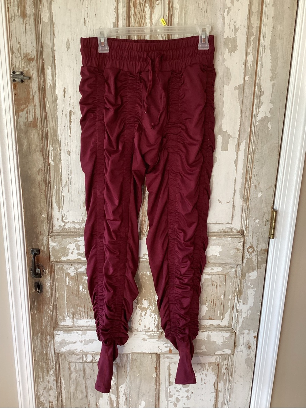 Agogie Burgundy Resistant Band Leggings - XXL - 20+ resistance